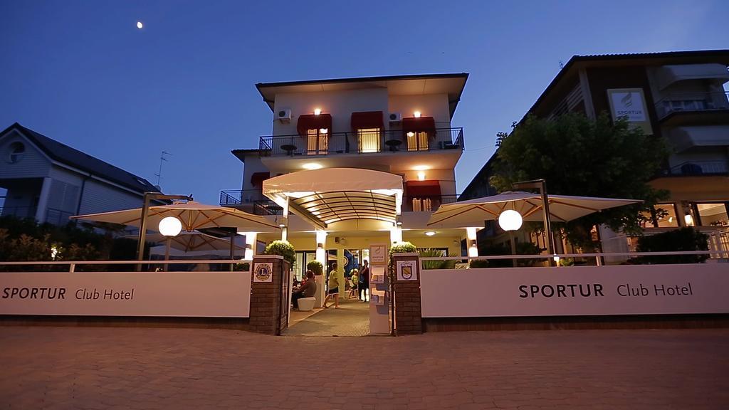 Sportur Club Hotel Червия Екстериор снимка