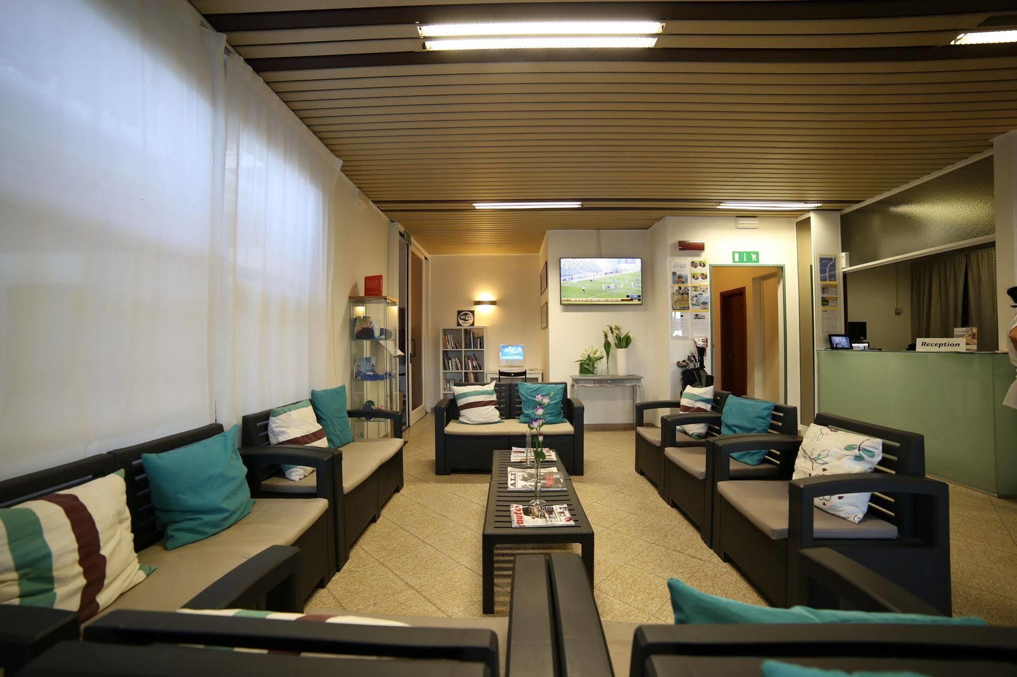 Sportur Club Hotel Червия Екстериор снимка
